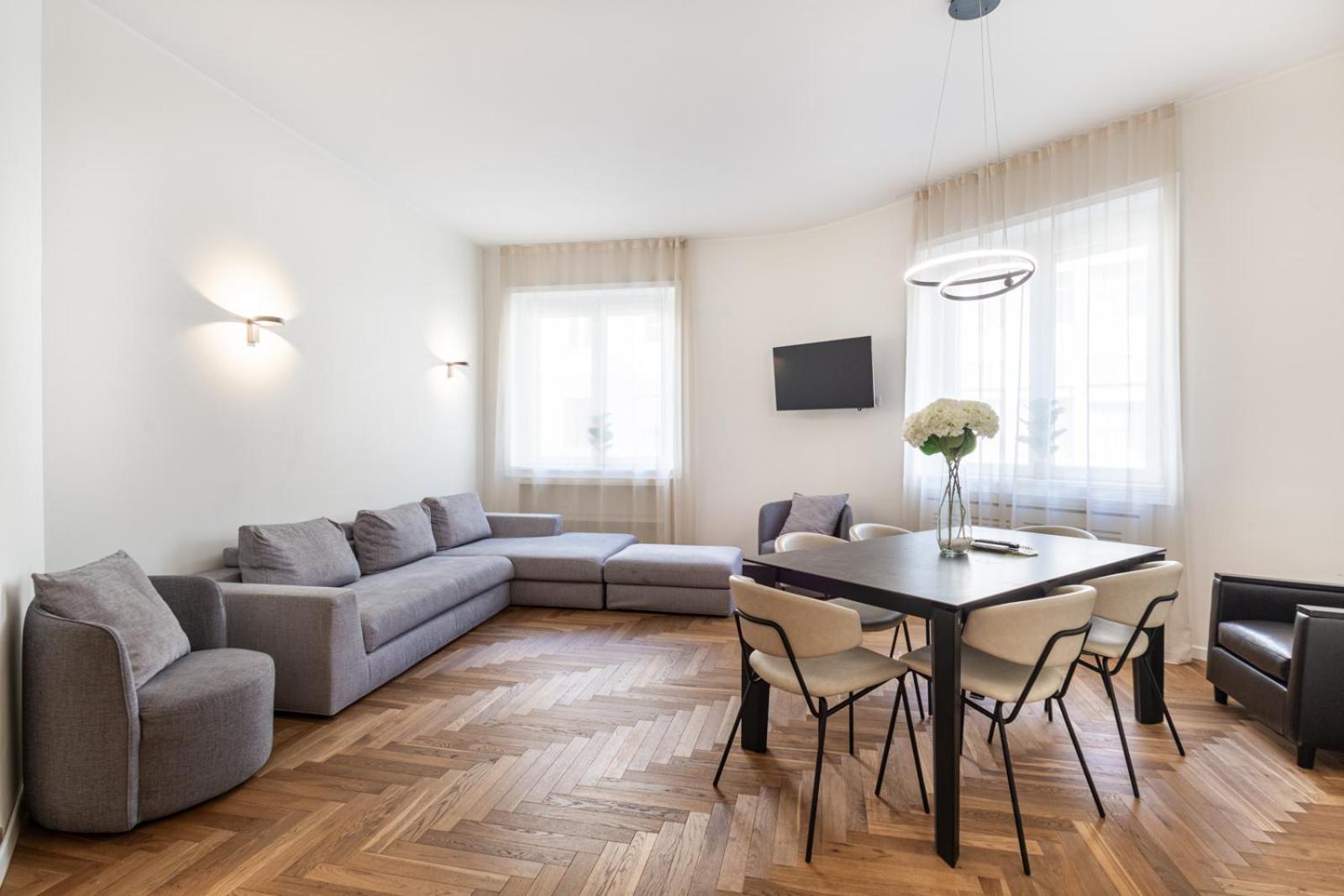 Cool And Big Central Apartment Duomo - White Milano Ngoại thất bức ảnh